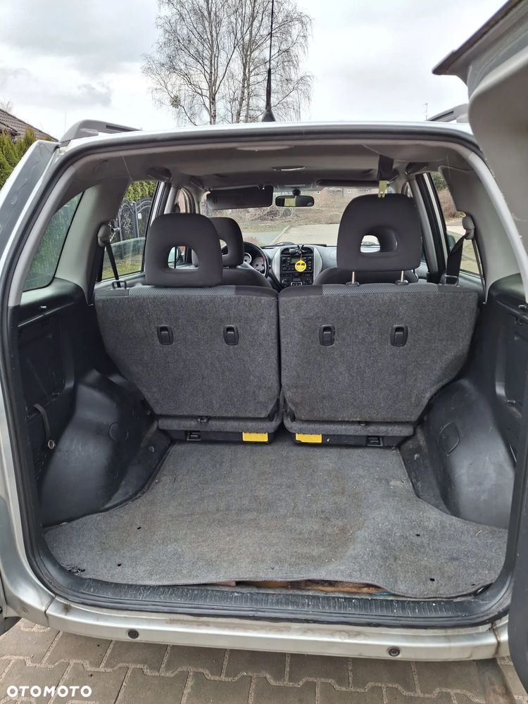 Toyota RAV4 2.0 D-4D 4x4 - 8