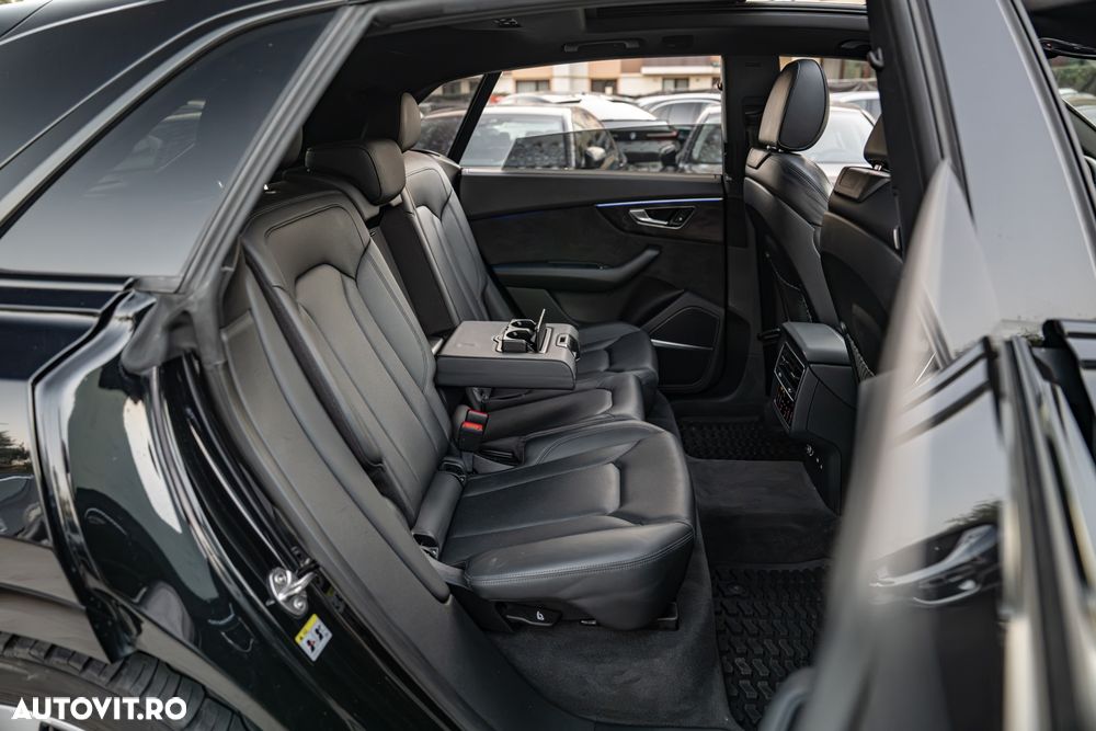 Audi Q8 SUV TFSI quattro 250 kW tiptronic S line business - 18