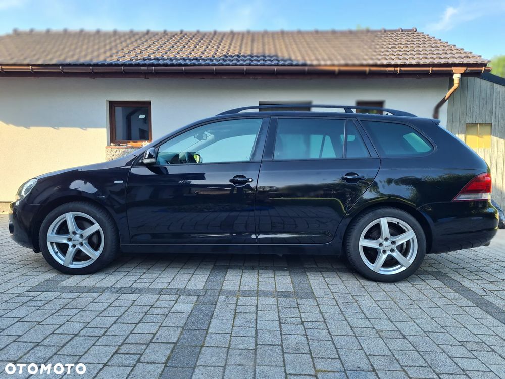 Volkswagen Golf 2.0 TDI DPF BlueMotion Technology MATCH - 8