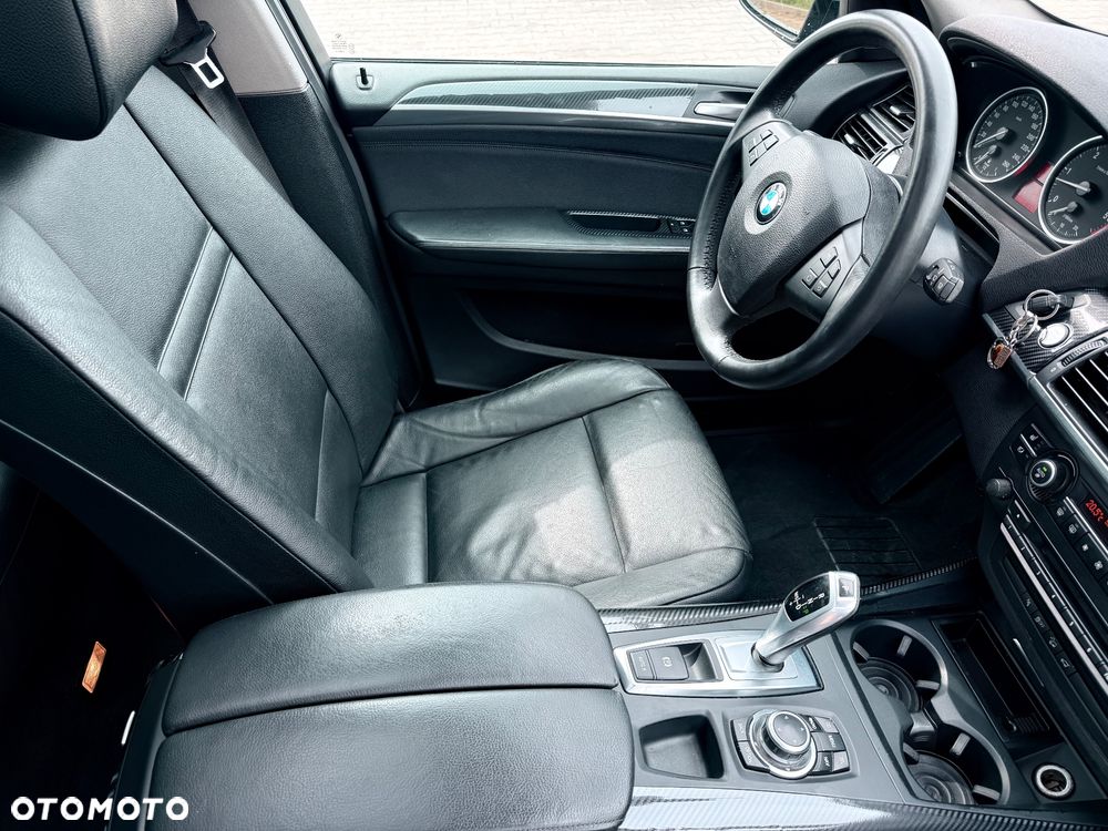 BMW X5 xDrive35d - 26