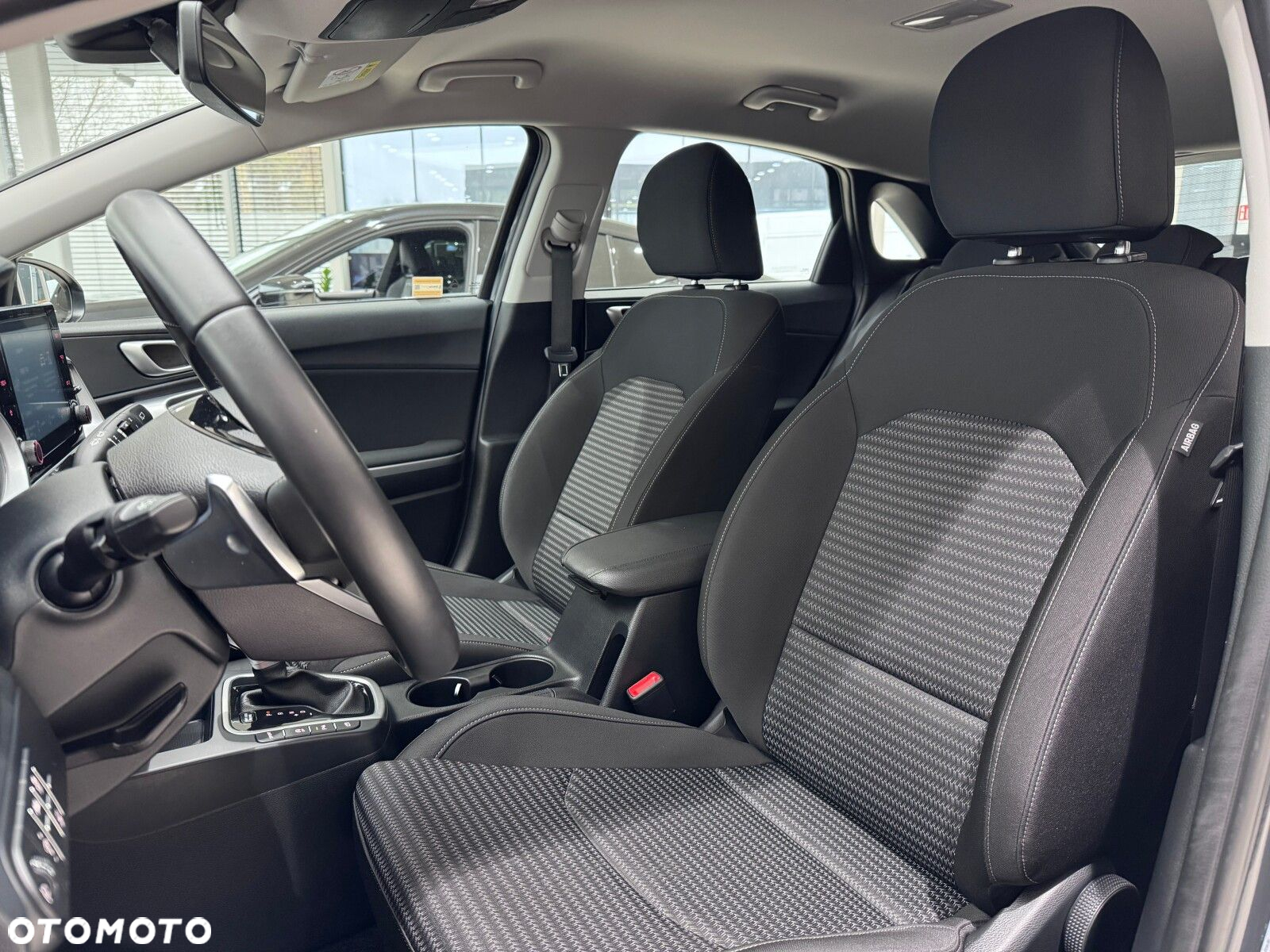 Kia Ceed 1.5 T-GDI M DCT - 10