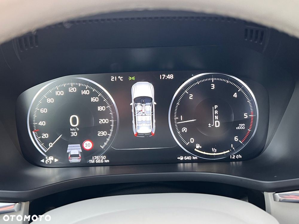Volvo XC 60 D5 AWD Inscription - 19
