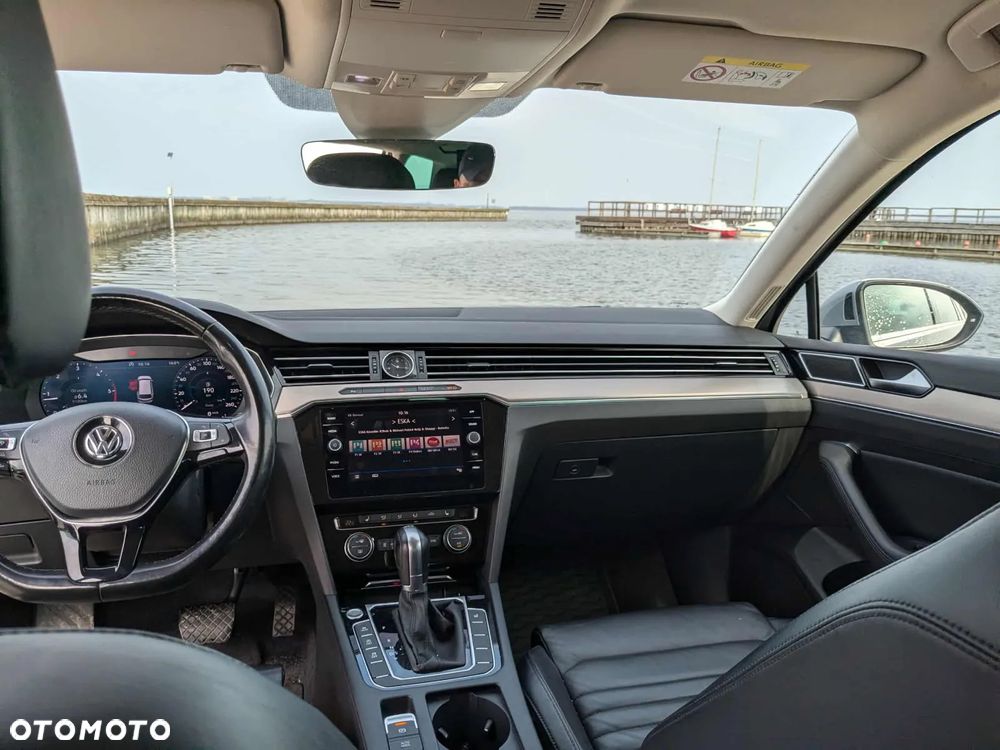 Volkswagen Passat Variant 2.0 TDI SCR 4Motion DSG Highline - 7