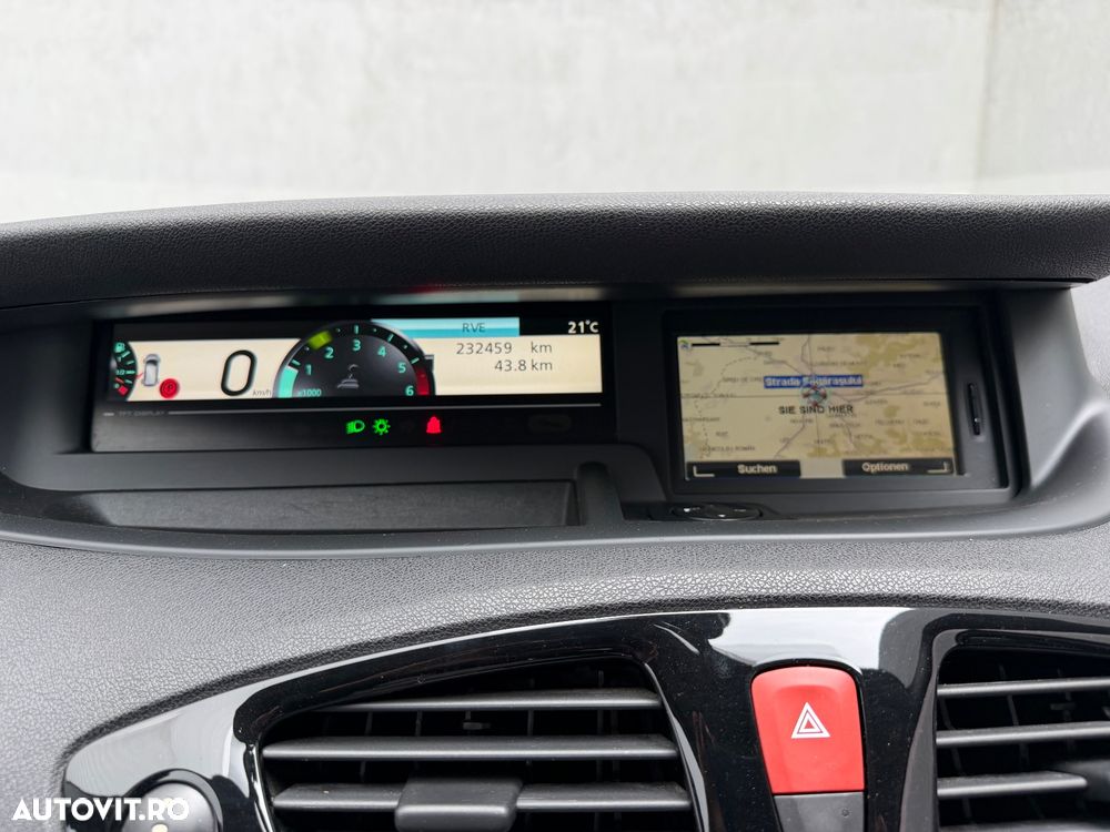 Renault Scenic - 10