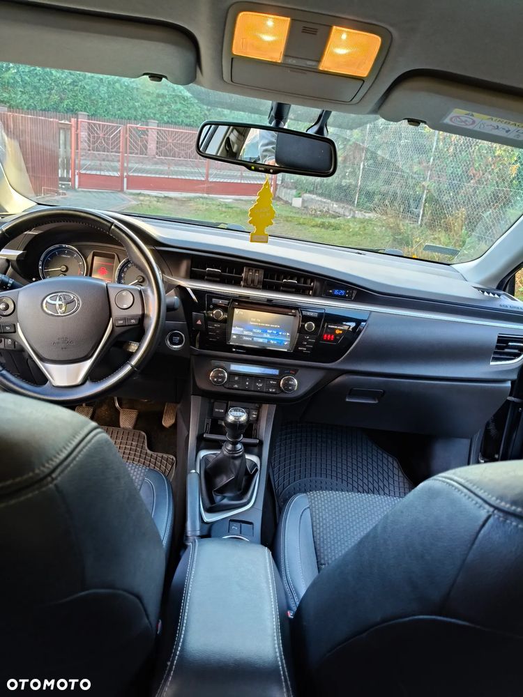 Toyota Corolla 1.6 Prestige - 8