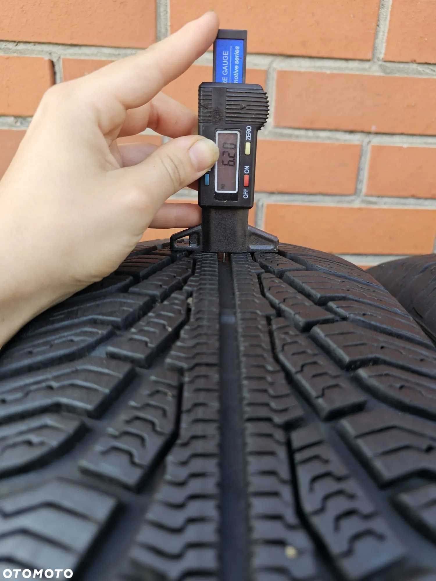 (O116) 215/70R16 100H 6,2-5,4mm 17r / Uniroyal  MS plus 77 SUV / Suzuki Grand Vitara Mitsubishi Outlander Nissan X-Trail Kia Sportage Hyundai Honda Toyota - 6