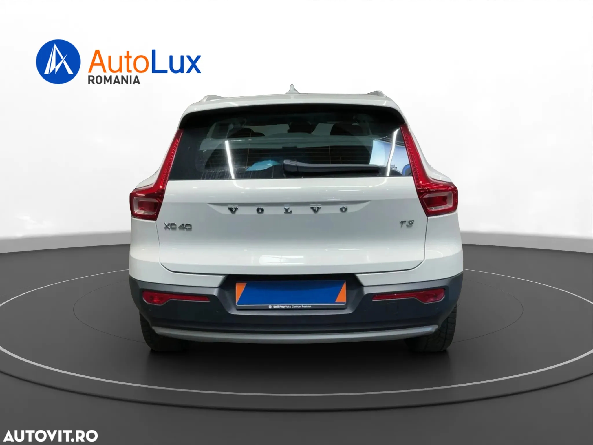 Volvo XC 40 T3 AT8 Momentum - 3