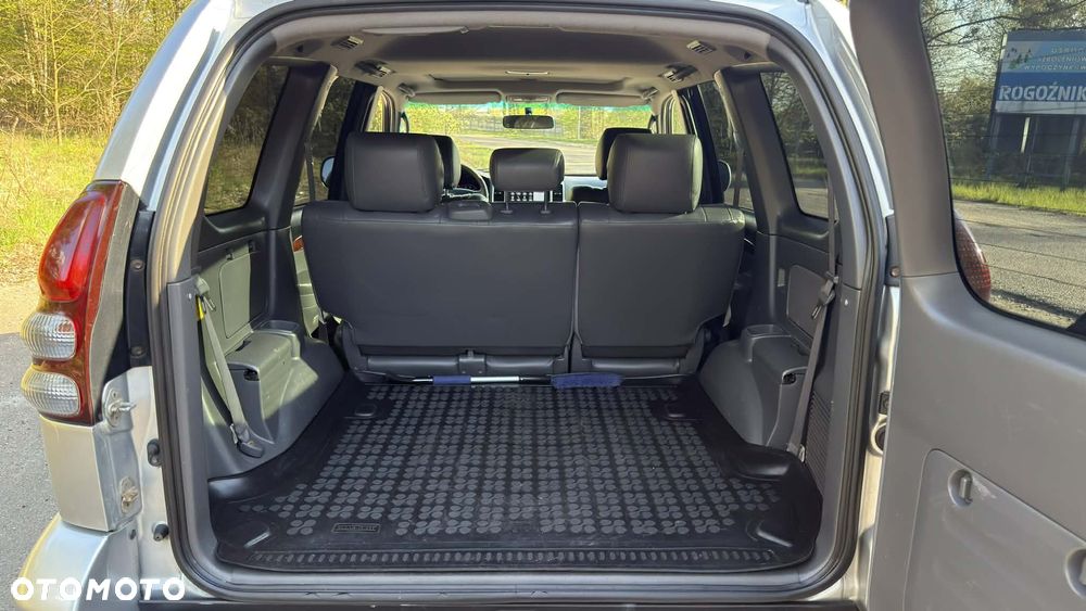 Toyota Land Cruiser - 14