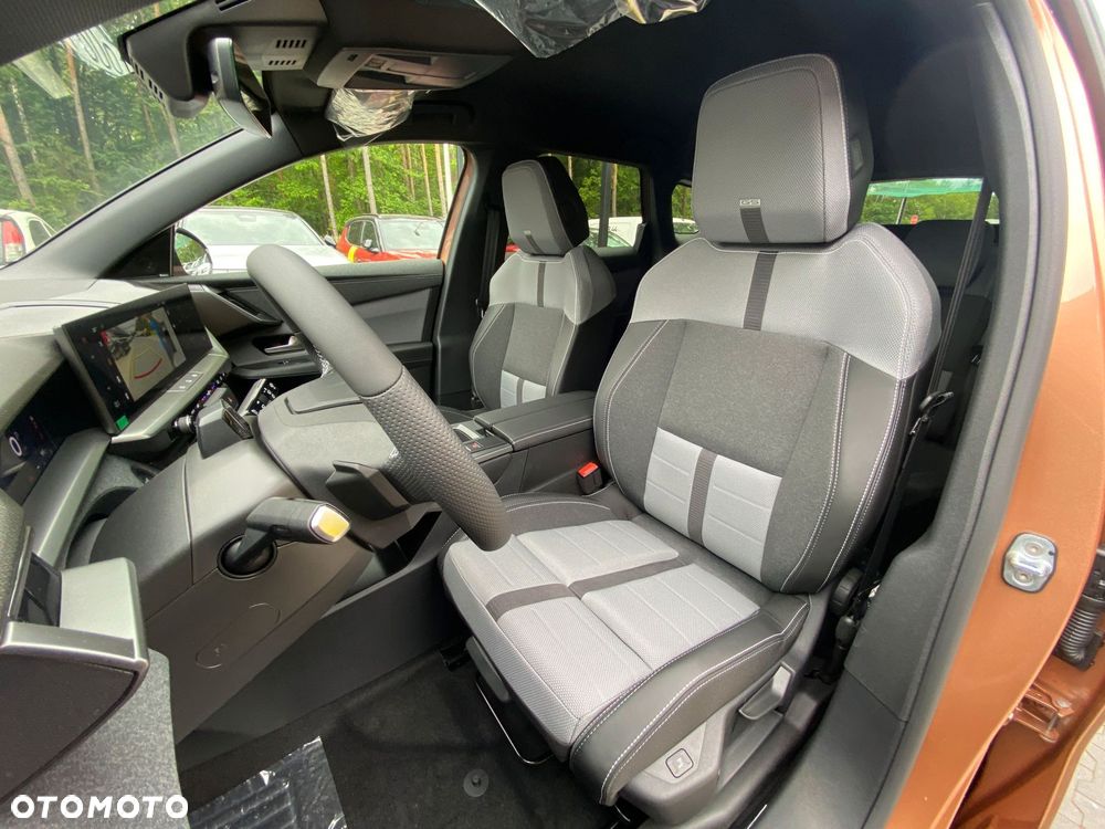Opel Grandland 1.2 T mHEV GS S&S eDTC6 - 11