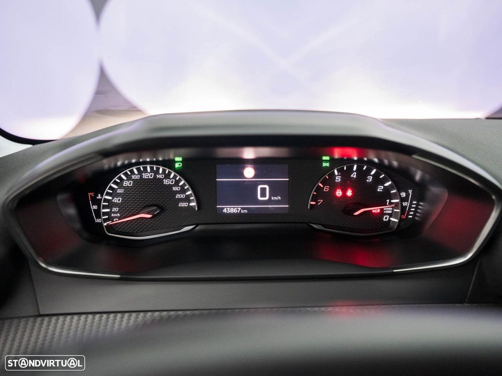 Peugeot 208 1.2 PureTech Active Pack - 17