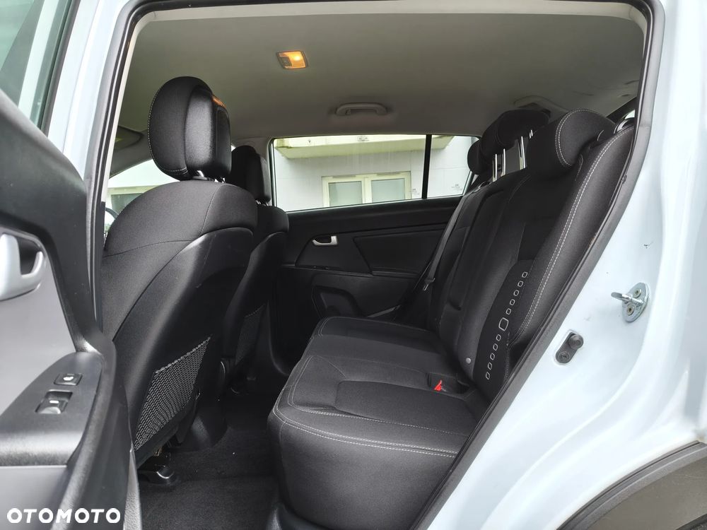 Kia Sportage 1.6 GDI L 2WD - 8