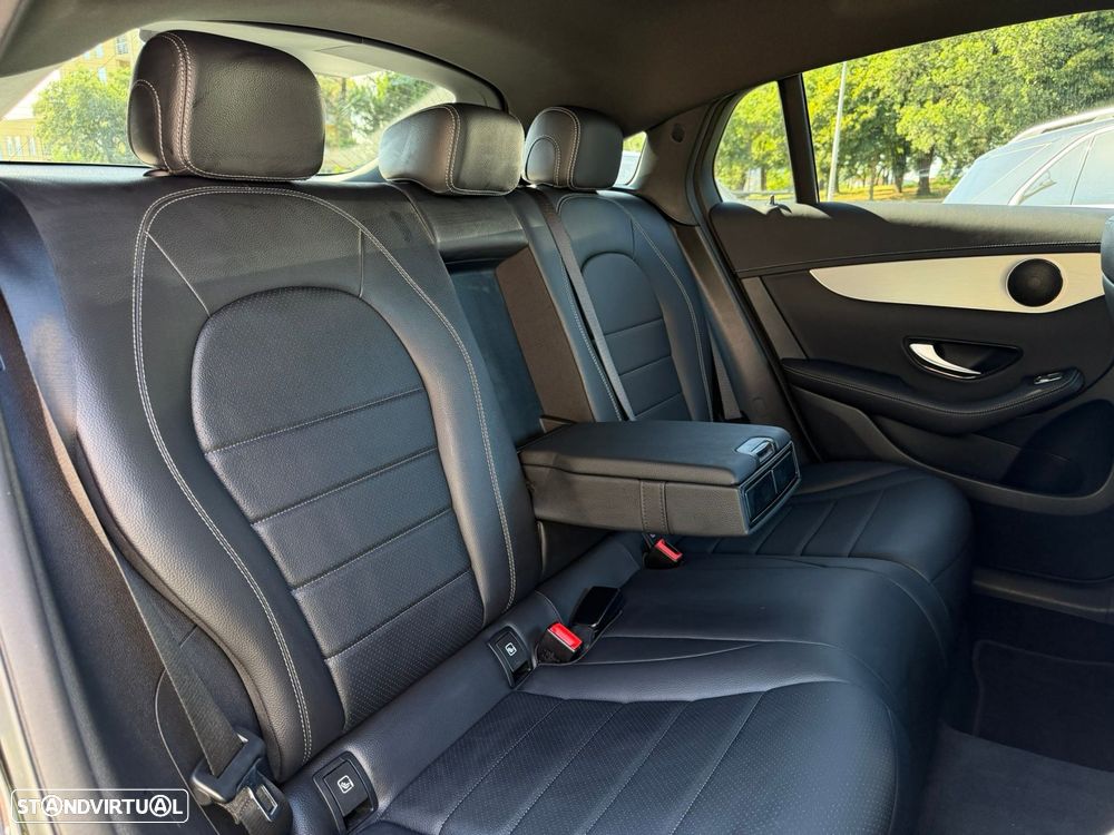 Mercedes-Benz GLC 300 e Coupé 4Matic - 23