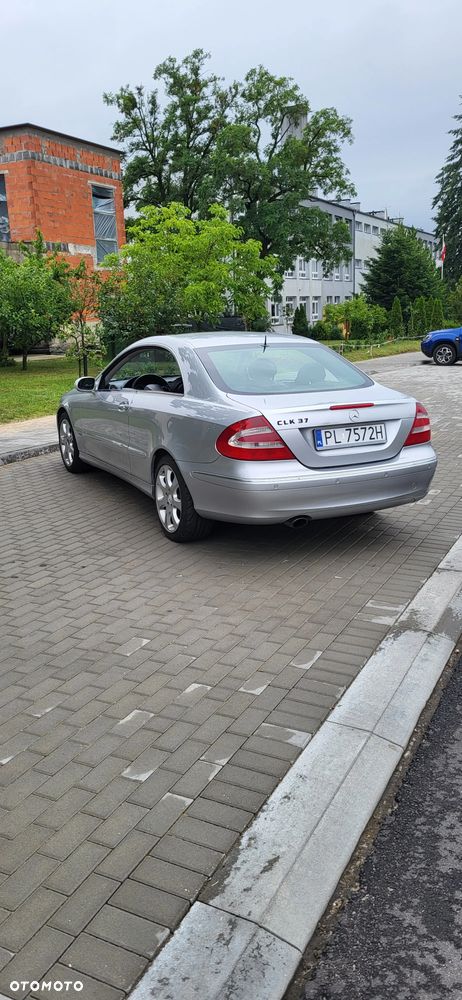 Mercedes-Benz CLK - 4
