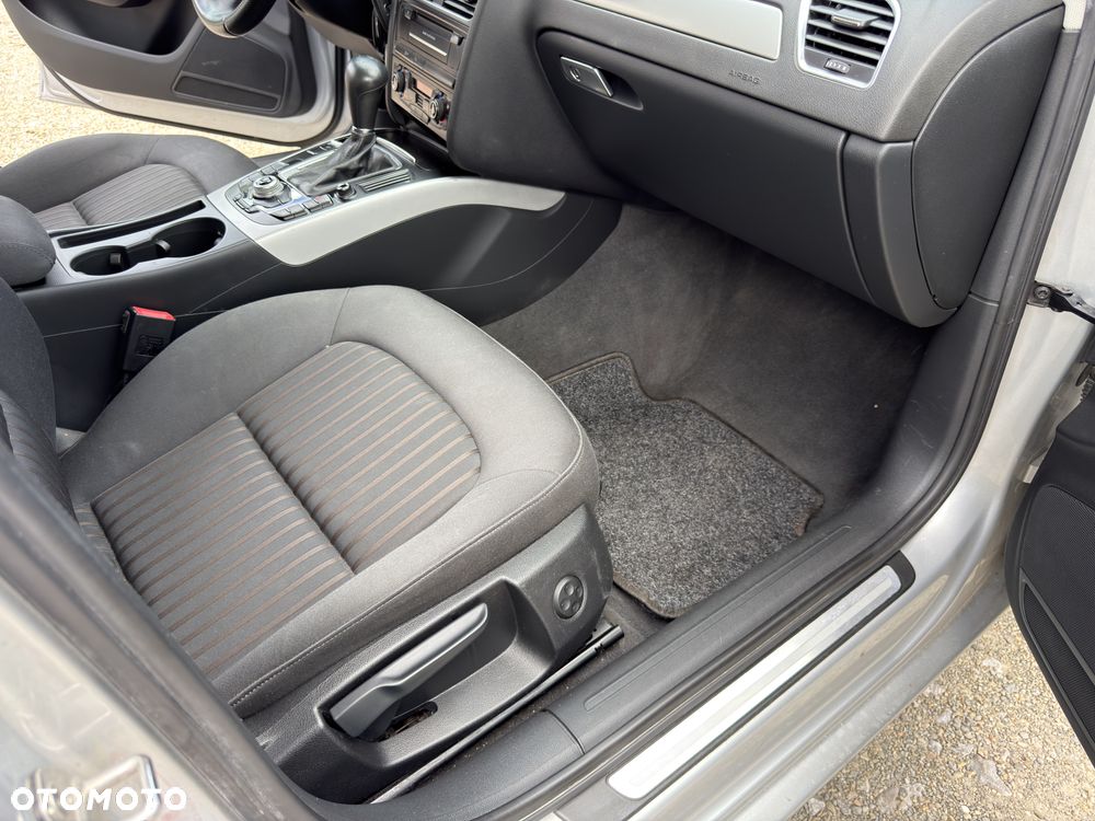 Audi A4 Avant 2.0 TDI DPF multitronic Ambiente - 17