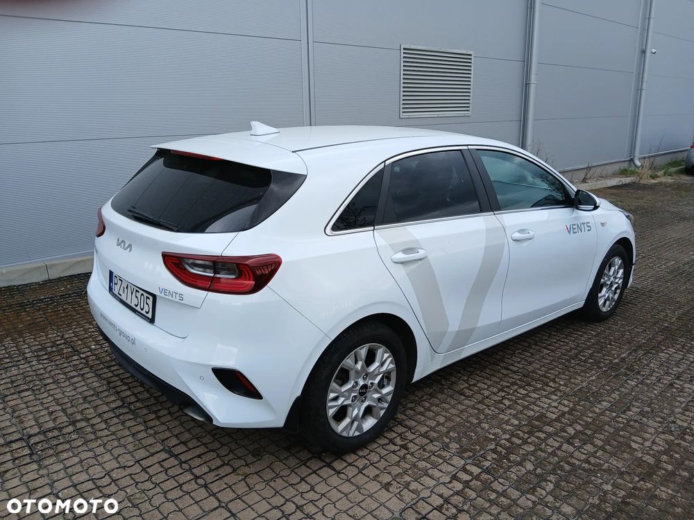 Kia Ceed 1.5 T-GDI M - 4