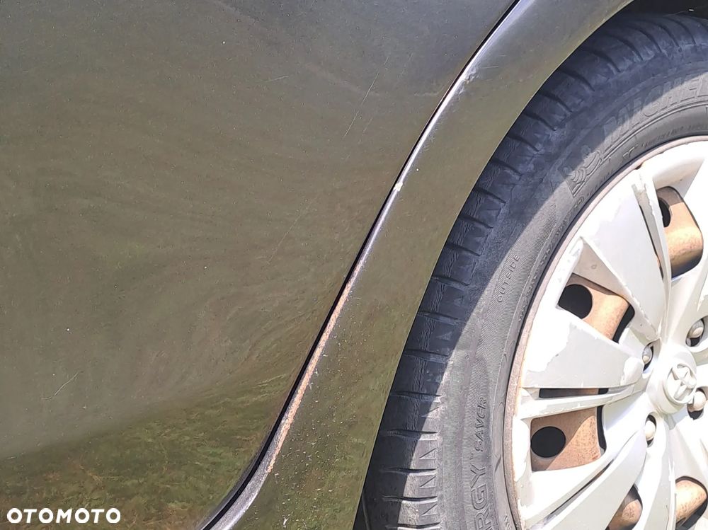 Toyota Yaris 1.0 Luna - 30