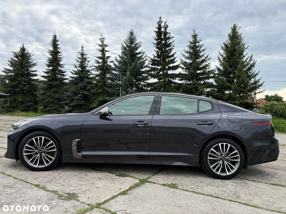 Kia Stinger 2.0 T-GDI GT Line - 21