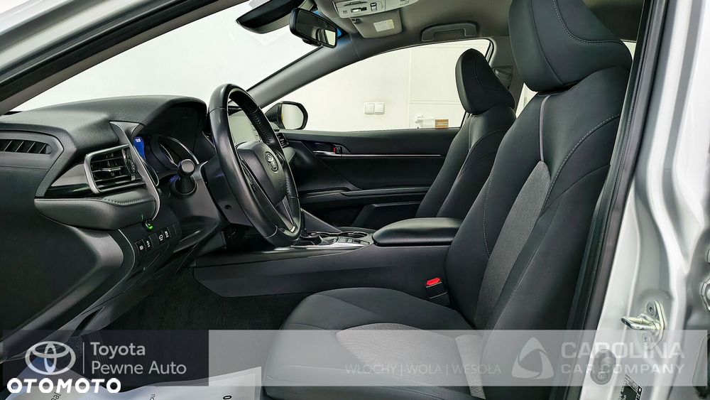Toyota Camry 2.5 Hybrid Comfort CVT - 10