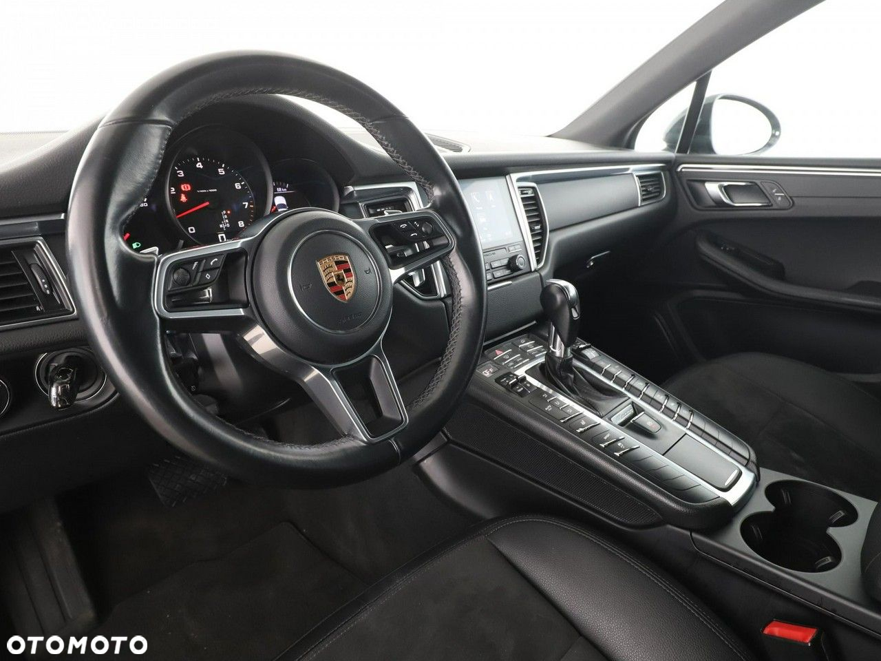 Porsche Macan Standard - 15