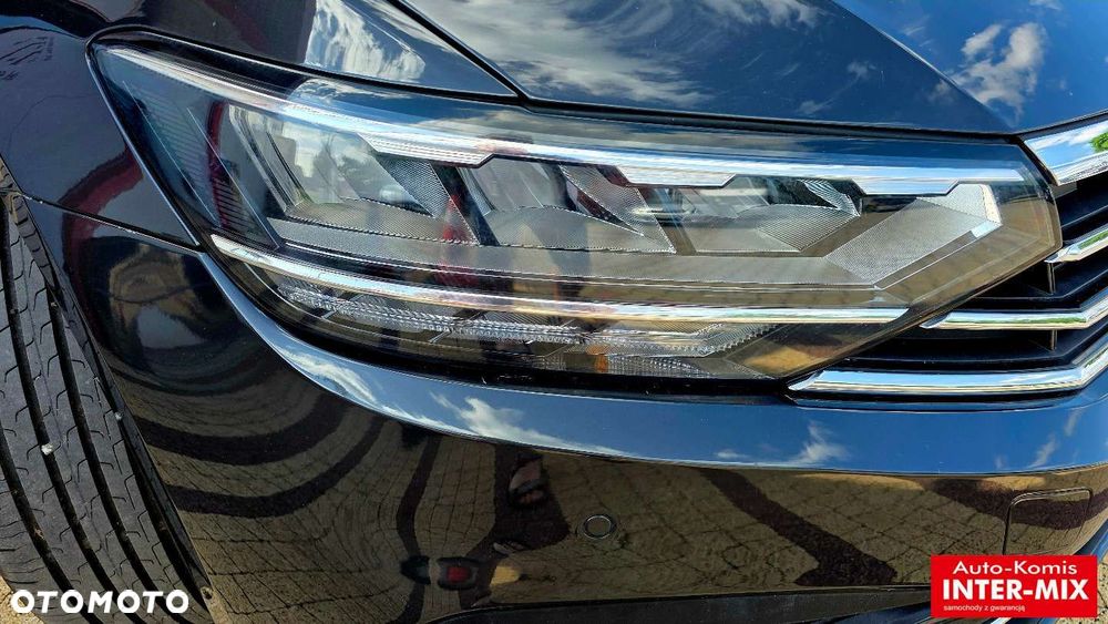Volkswagen Passat - 15