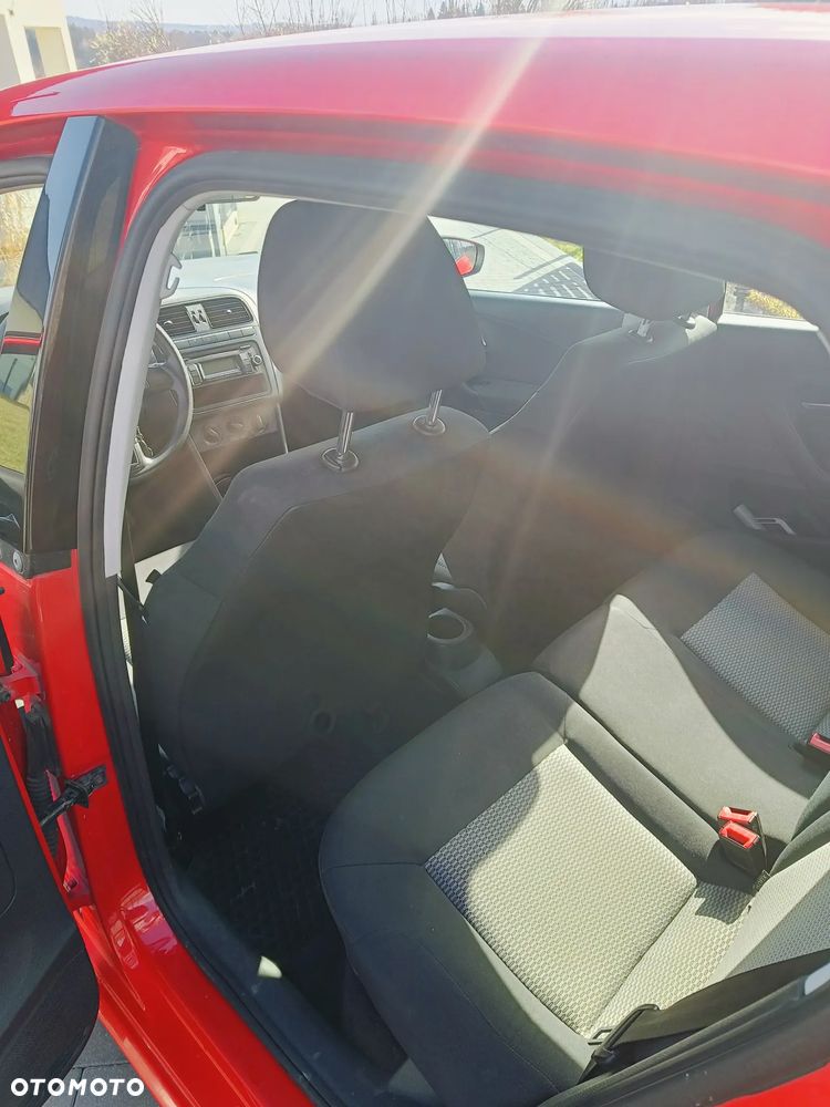 Volkswagen Polo - 9