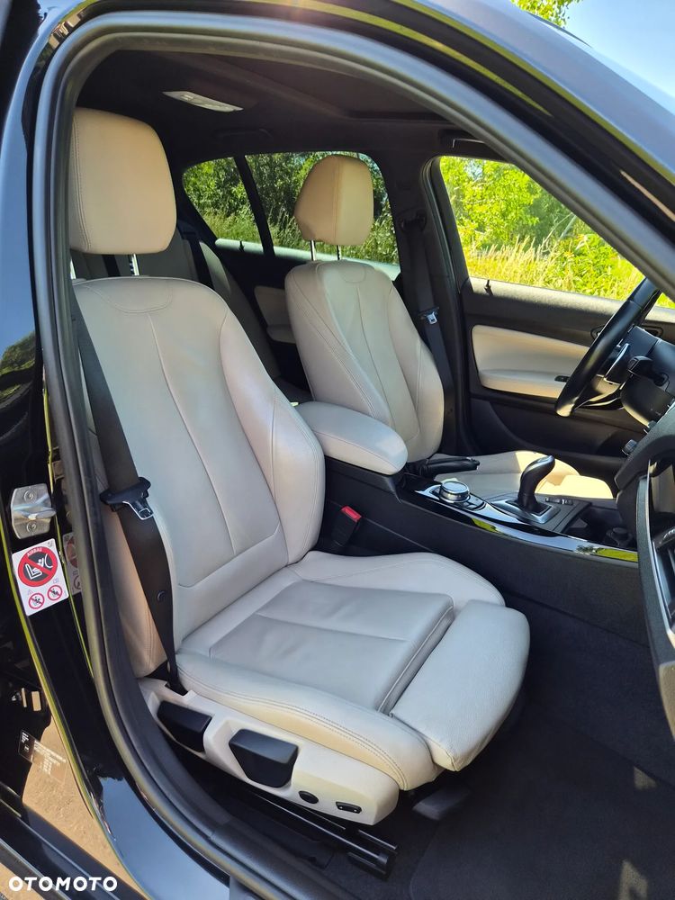 BMW Seria 1 120d M Sport - 10