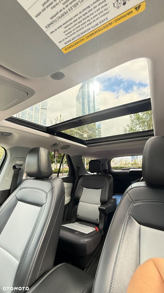 Ford Explorer - 20