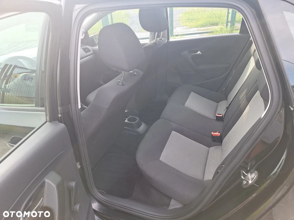 Volkswagen Polo - 6