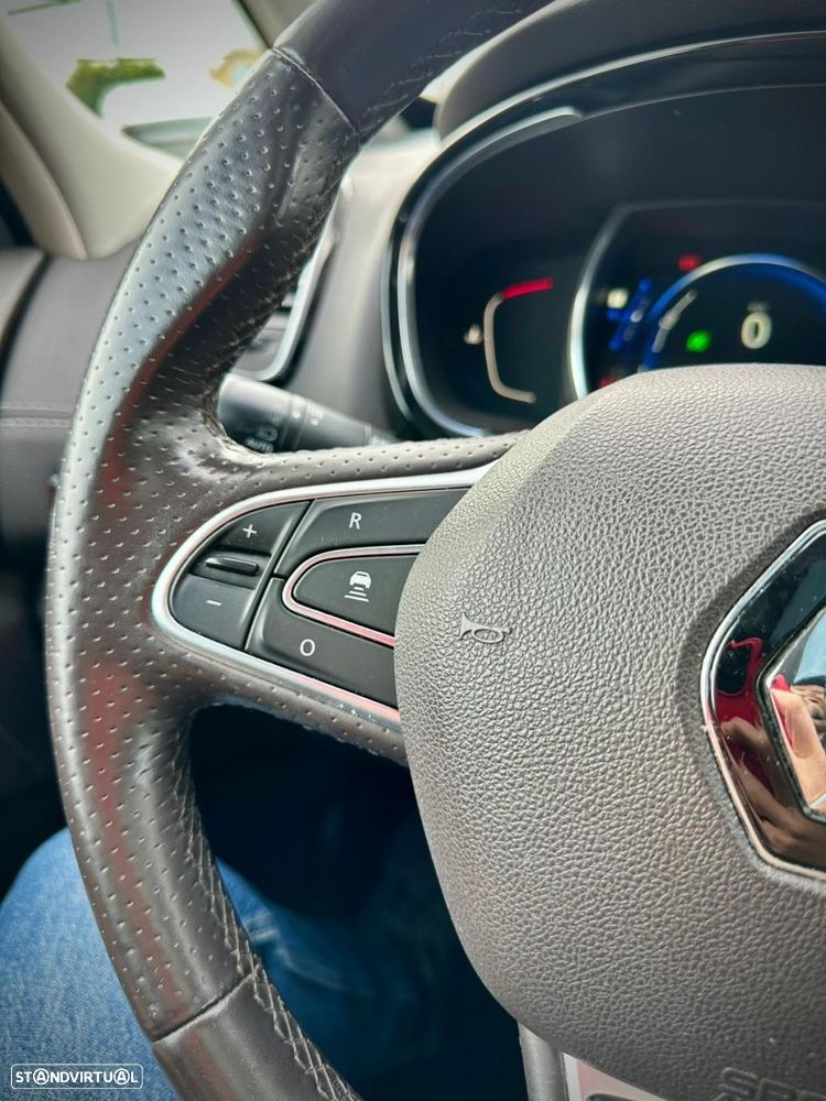 Renault Espace 1.6 dCi Initiale Paris EDC - 18