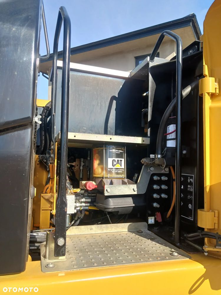 Caterpillar 313D CAT .SUPER STAN - 24