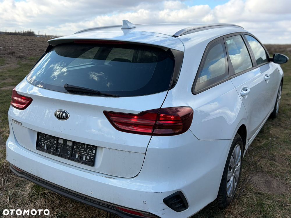 Kia Ceed 1.4 Business Line - 16