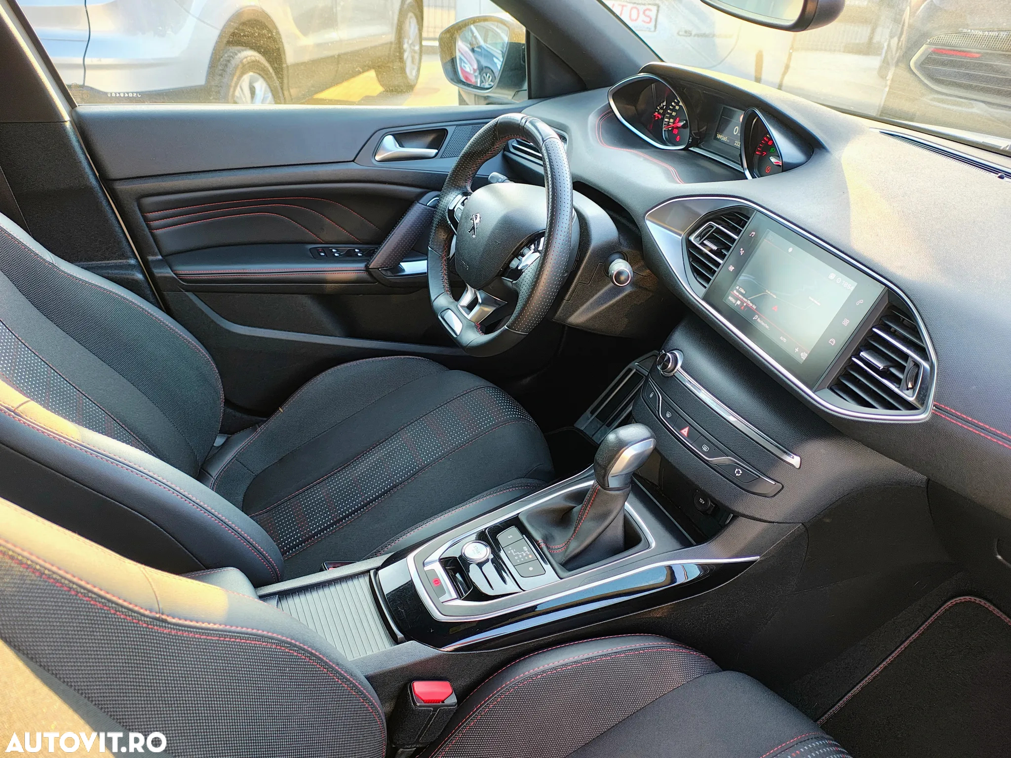 Peugeot 308 PureTech 130 EAT8 GT - 7