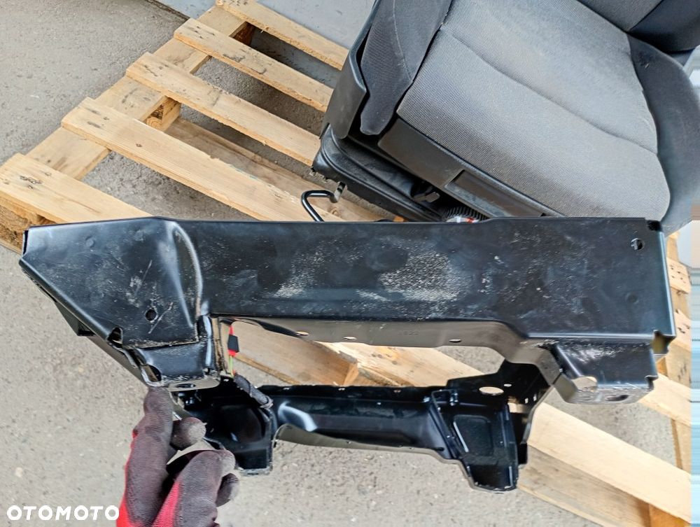 fotel kierowcy pneumatyczny siedzenie lewe vw crafter II 7c man tge 2018-2026r europa - 4