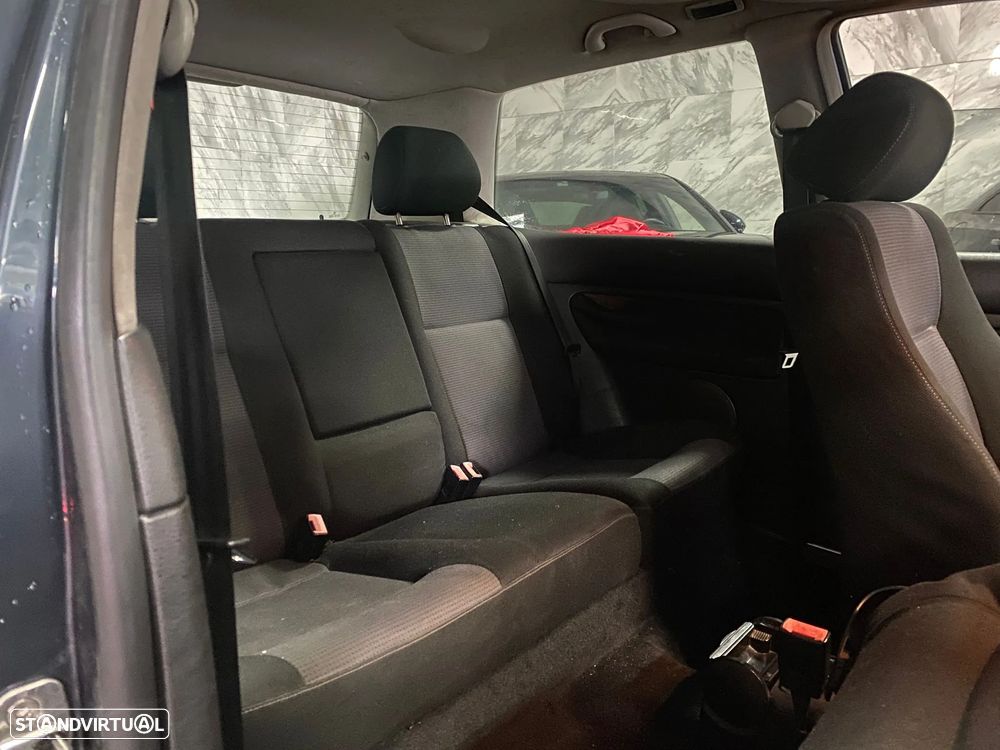 VW Golf 1.4i Confortline JE+AC - 9