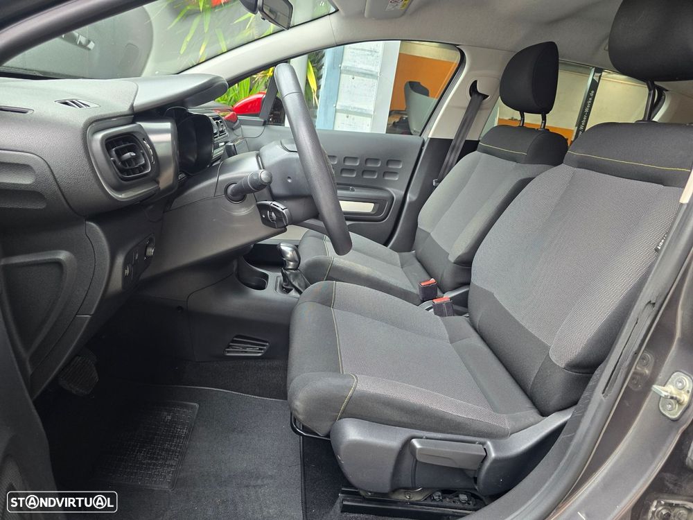 Citroën C3 1.2 PureTech Shine EAT6 - 3