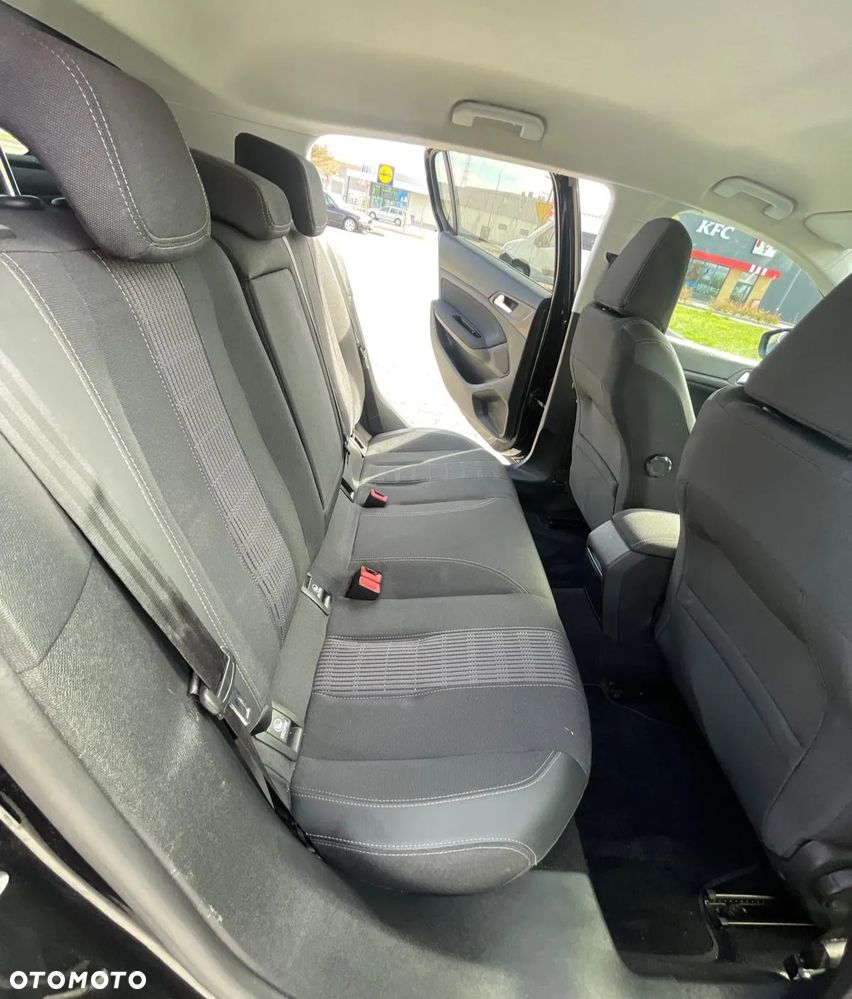 Peugeot 308 1.5 BlueHDi Allure S&S EAT8 - 17
