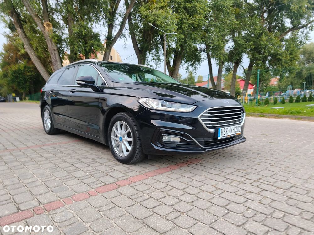 Ford Mondeo - 32