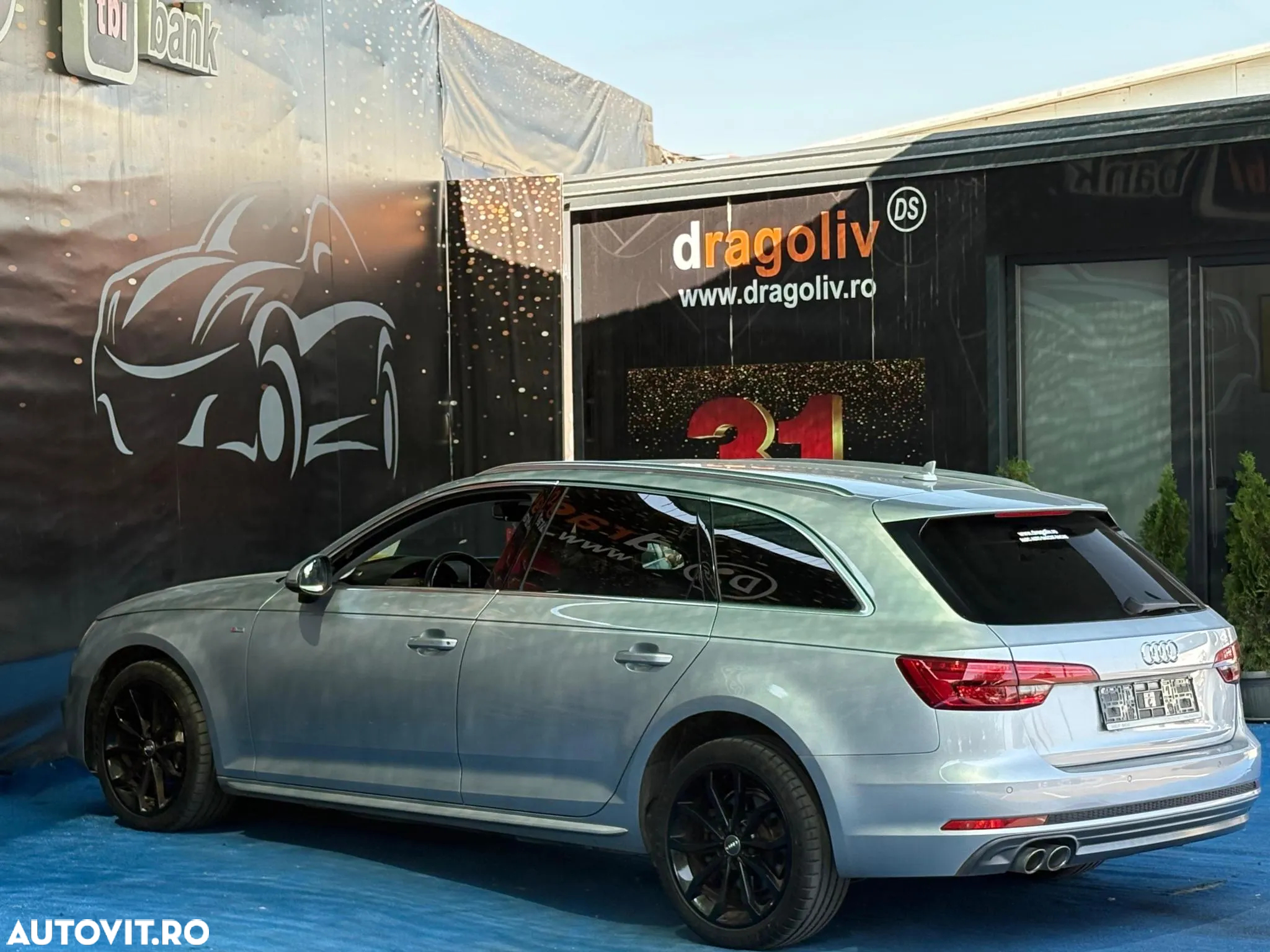 Audi A4 Avant 2.0 40 TDI quattro S tronic Advanced - 4