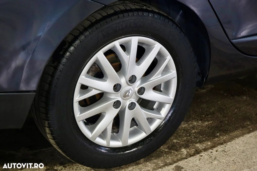 Renault Megane ENERGY dCi 110 Start & Stop Bose Edition - 34