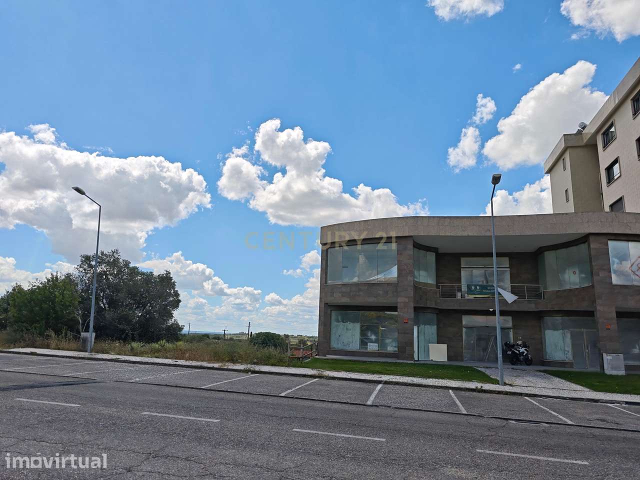 Lote para Prédio de 6 Pisos | Projeto Aprovado - Hospital Torres Novas - Grande imagem: 4/8
