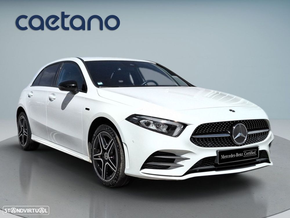 Mercedes-Benz A 250 e AMG Line - 9