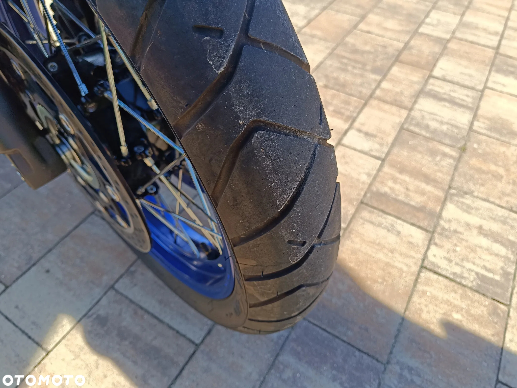 Suzuki V-STROM - 27