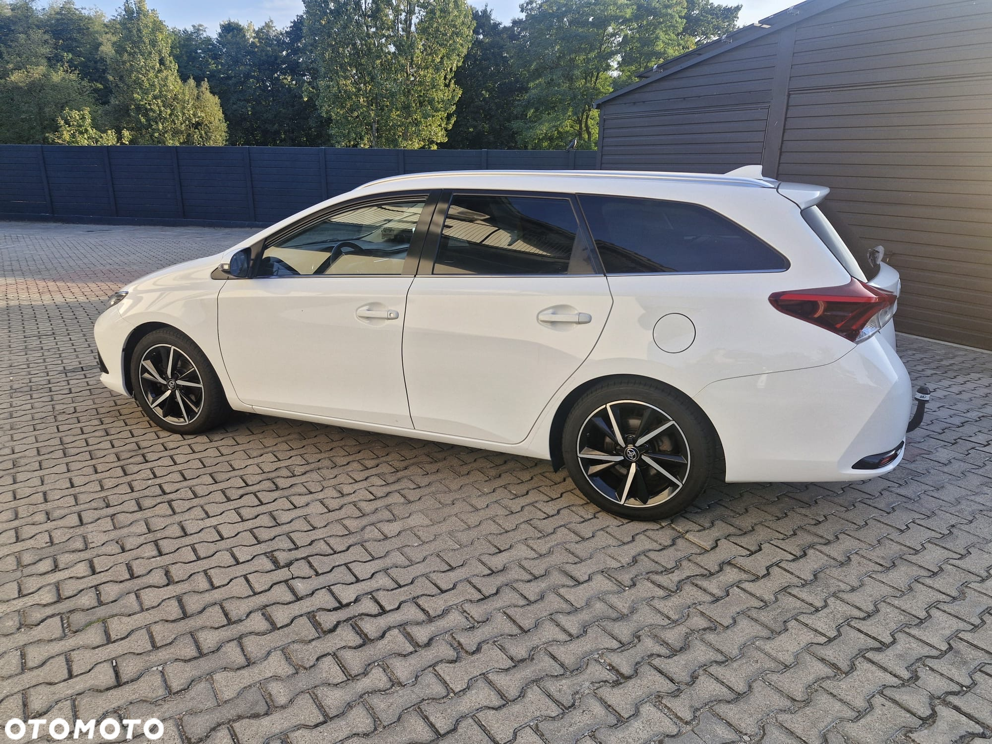 Toyota Auris - 4