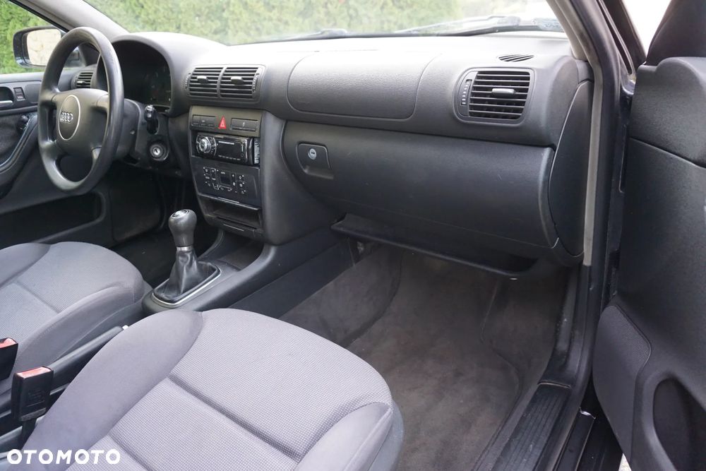 Audi A3 1.9 TDI Ambiente - 14