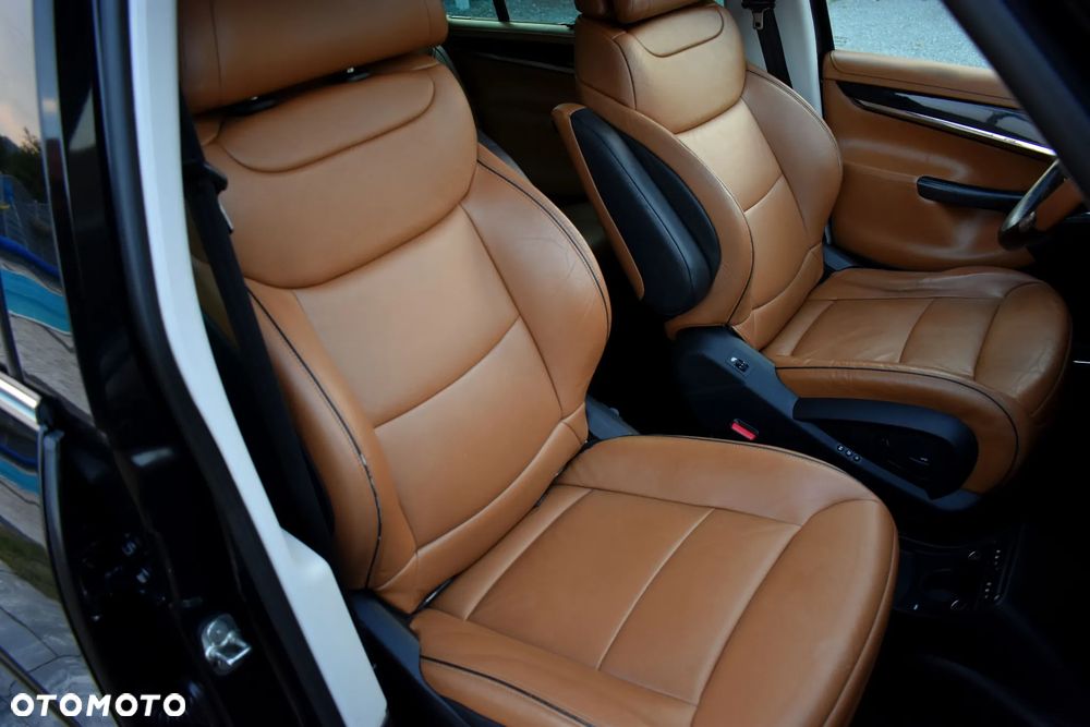 Citroën C4 Grand Picasso 2.0 HDi FAP Exclusive - 34