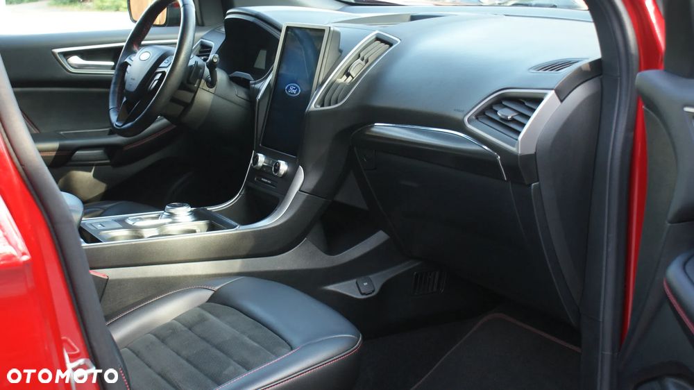 Ford Edge - 12