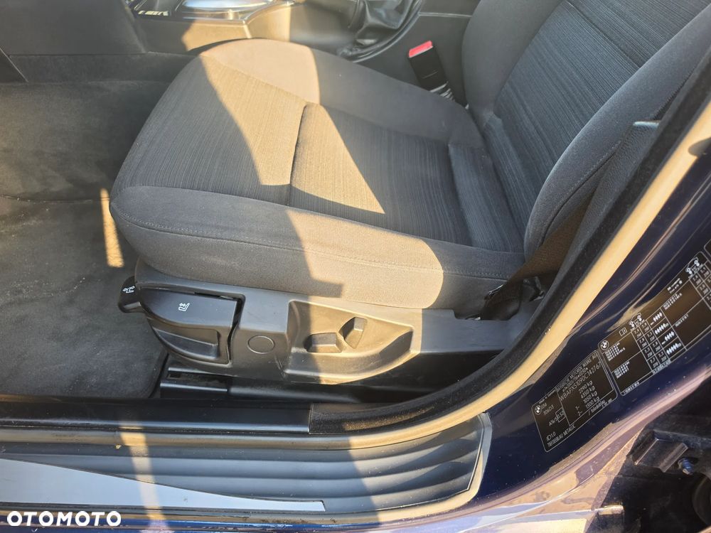 BMW Seria 5 525d Edition Exclusive - 12