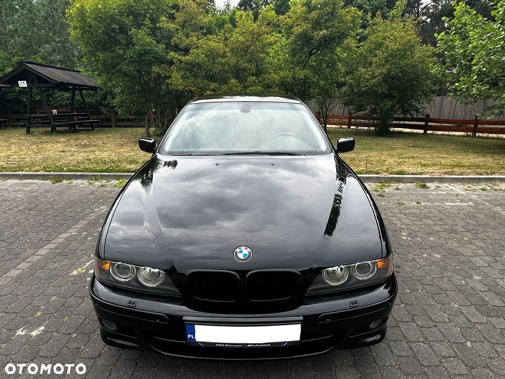 BMW Seria 5 540i - 23