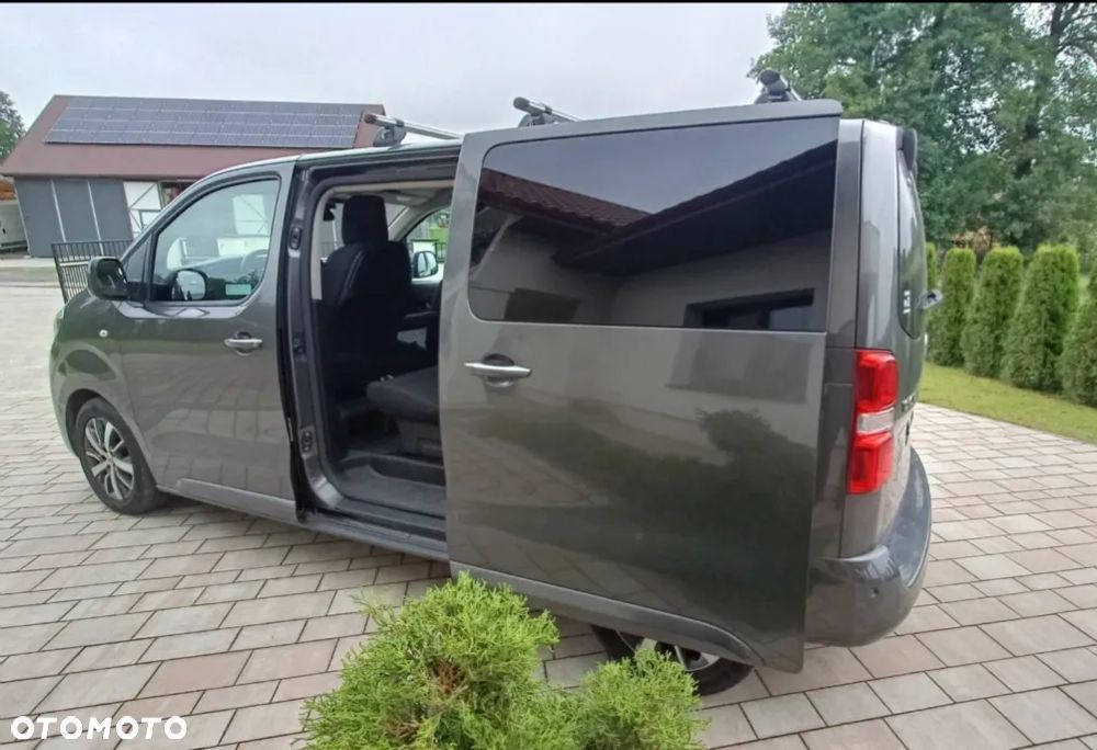 Toyota ProAce Kombi D-4D Medium 2,8t - 4