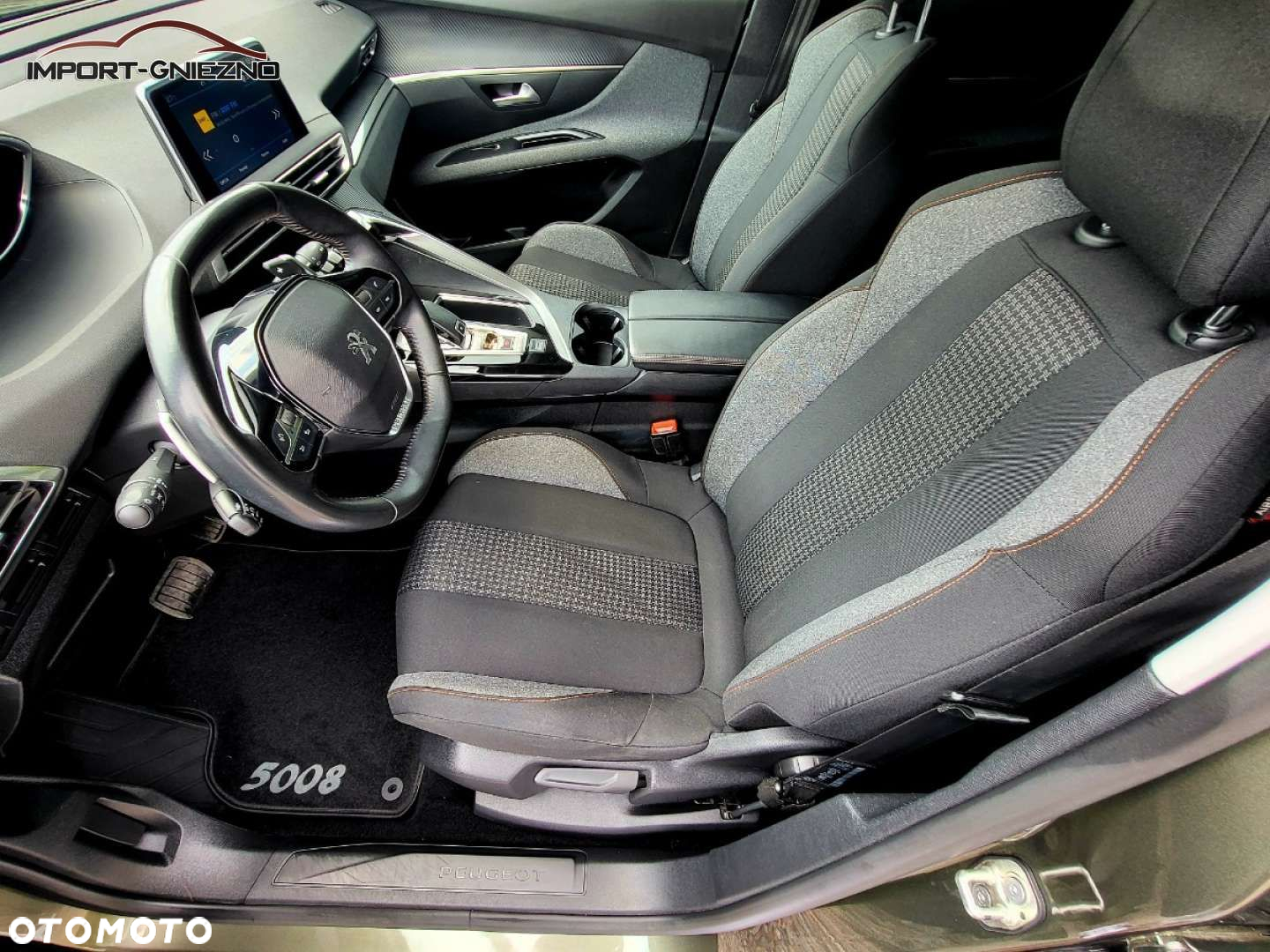 Peugeot 5008 - 5
